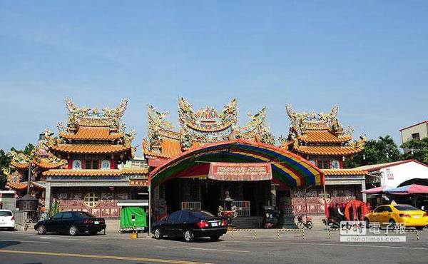 图为台南市安南区镇安宫广场。图片来源:台湾“中时电子报”