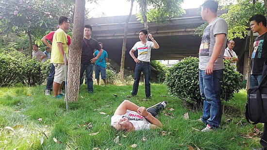 　　顺德龙江街头上演警匪追截战