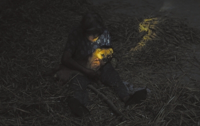 　　①受害者哑巴，80岁。