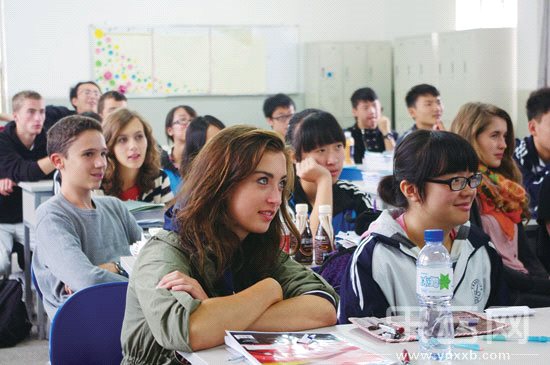 选择国际高中\/班更有利出国留学|学生|课程