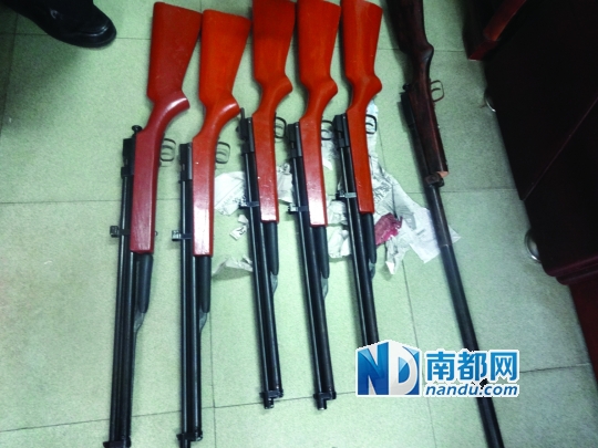 百货店销售气枪 民警乔扮买主破案|民警|专案组