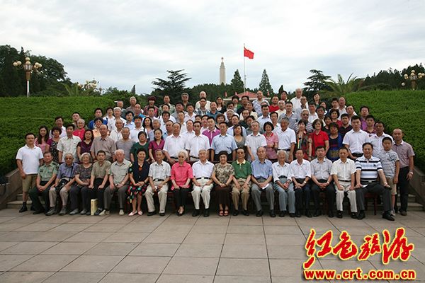... 几个子女_刘爱琴的丈夫_刘爱琴的混血儿子-飞流图片