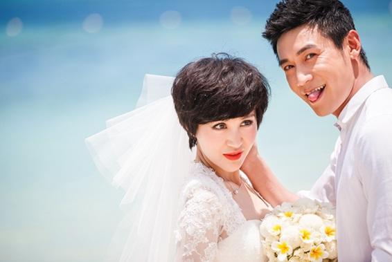 陆毅鲍蕾"再婚"办婚礼 眉眼相似有"夫妻相(图)