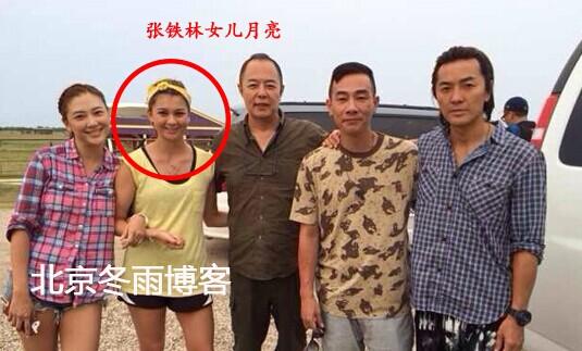 　　张铁林与女儿