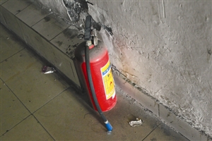 这样的消防设施能算合格吗?|大火|灭火器