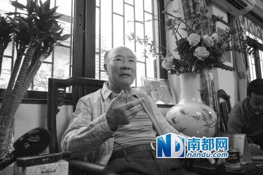 ↓原广州市市长、顺德县委书记黎子流。