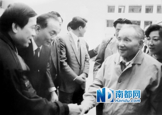 →1992年1月29日，邓小平同志视察顺德，接见市委、市政府主要领导人。