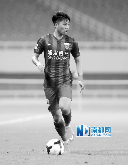 今年联赛进行了22轮，傅欢已经出场21次，表现颇为稳健。Osports图片