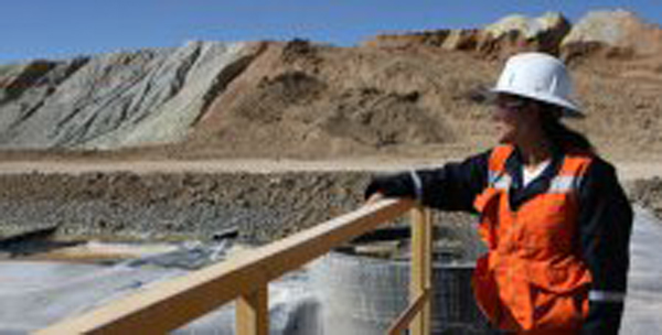 智利未来十年矿产投资将达千亿美元 铜矿项目