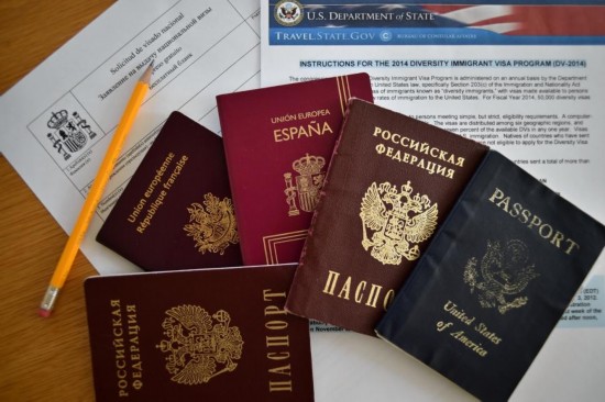 美媒:美国或开始追查6000名因签证漏洞失联留