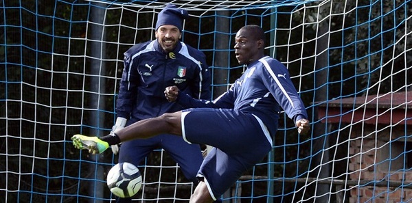 布冯:国家队与巴洛特利没有任何矛盾|巴洛特利