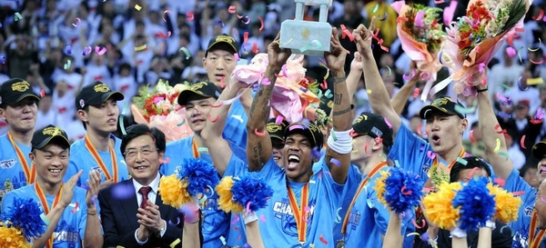 金隅:北京夺冠我们支付了2400万费用|女篮|男篮