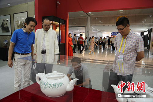 董希源壮写河山歌盛世艺术展在厦门举办(图