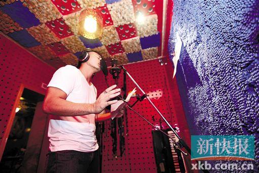 金沙集团1862cc成色业务星级录音棚里的广州好耳朵