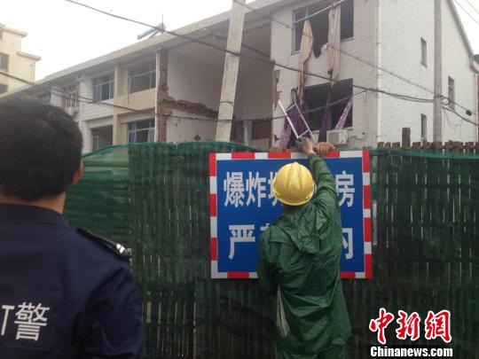 山东郓城李集张堂人口_,建于隋代,为山东第一大佛).中国首部诗歌总集《诗经》(3)