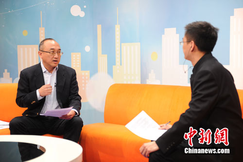 刘敏:网购化妆品勿贪图便宜 要从正规渠道购买