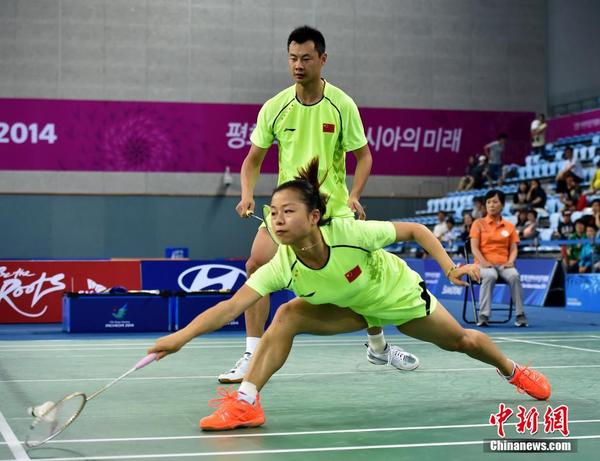 中国组合负于印尼无缘亚运羽毛球混双决赛|徐