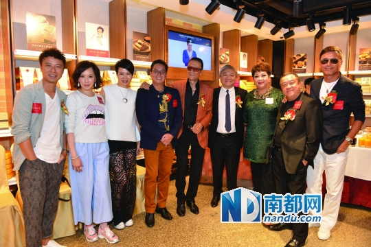 谢贤,谭咏麟,曾志伟,苗侨伟等一众老友出席活动.