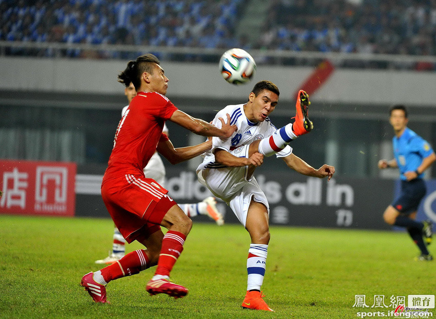 热身赛-中国男足2-1巴拉圭