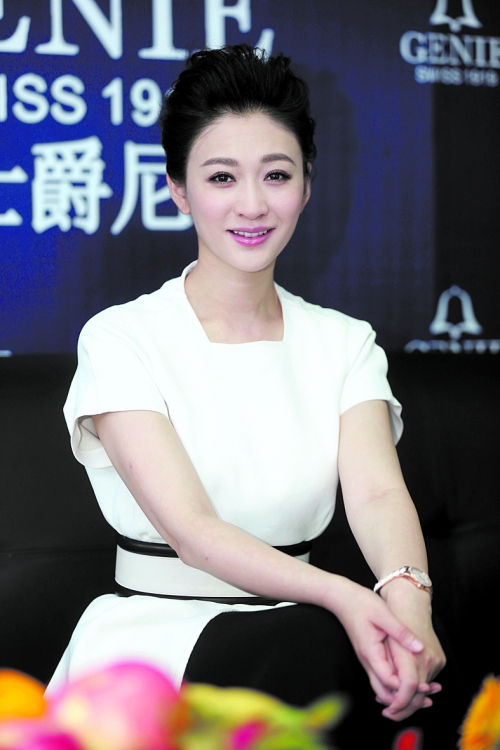 现场秀河南话 “这妮长得真得劲”|李小冉|腕表_凤凰资讯