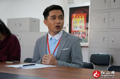 11月7日海米提接受记者采访。