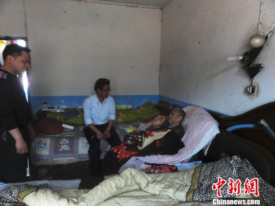 贵州现首份劳模管理文件 劳模陷困境可获规范