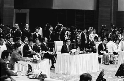 朝着东亚共同体的目标稳步迈进|李克强|经济发