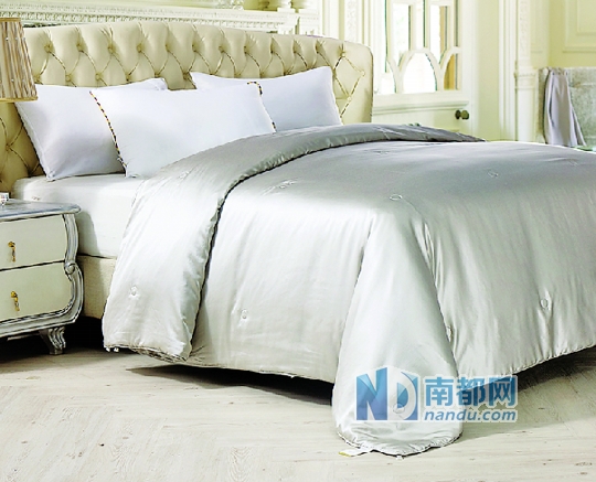 莱茵河畔蚕丝被