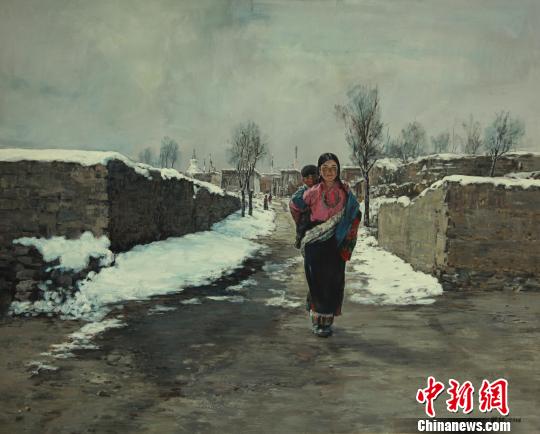 图为现场展出作品《二月雪 》。　蔚国银　摄