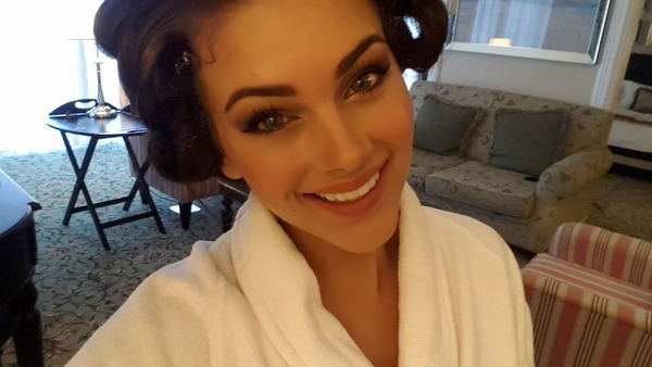 南非小姐史特劳斯(Rolene Strauss)的生活照（图片来自社交网站）