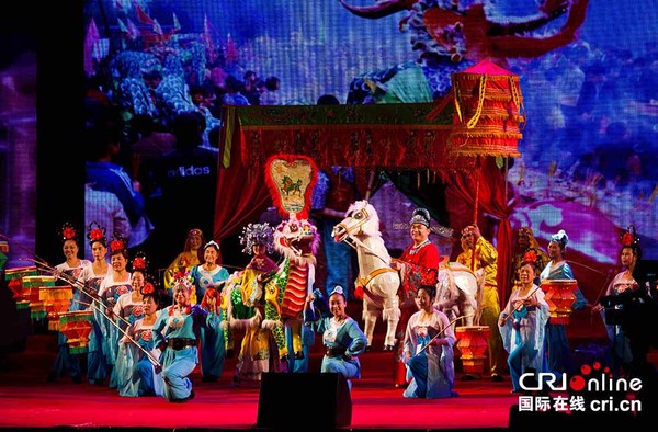 封开省级非遗项目表演(周忠明摄)