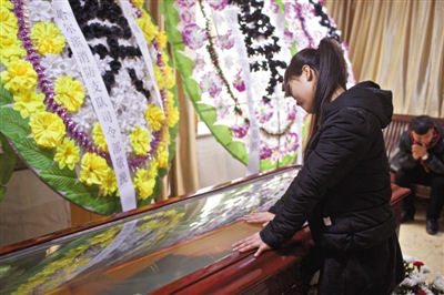 别了,战士|消防员|路口