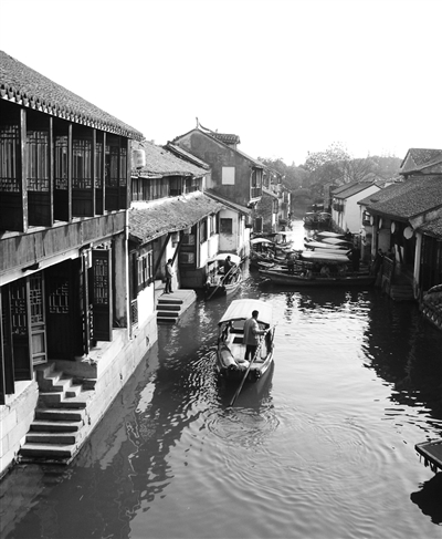 　　周庄居民自觉呵护生态环境。 沈 慧摄