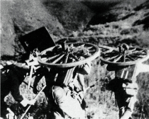 日军清木炮兵部队在太行山脉