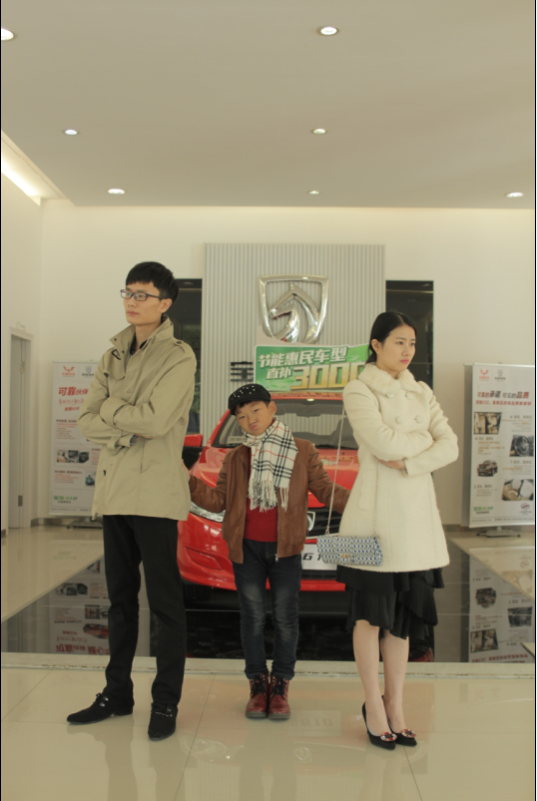 微<em>电影</em>《车行<em>姐妹</em>之<em>家</em>和万事兴》网络热播|影