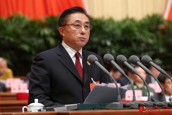 陈旭作检察院工作报告:2015年要严格规范司法