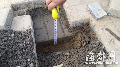 福州金洲南路人行道改造 又现砖上铺砖|地砖