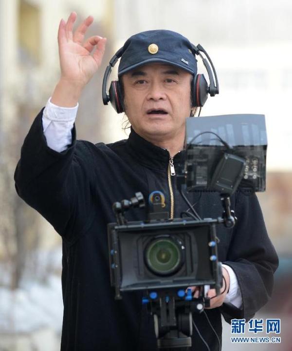 【图片故事】保安老莫的导演梦|执导|电影_凤凰