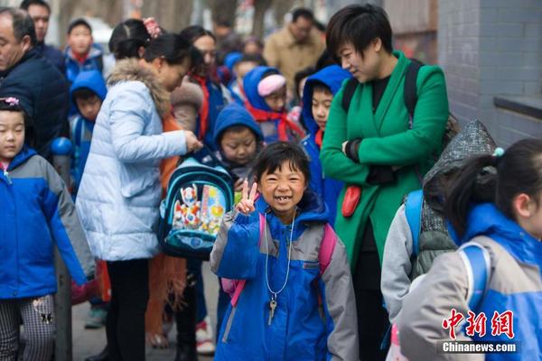 中国多地学校迎来开学季|学生|返校