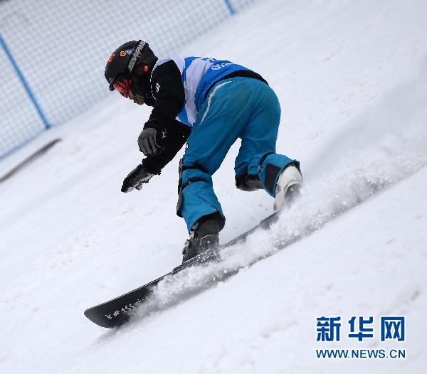 3月10日，中国选手高鑫在男子组比赛中。新华社记者王凯摄