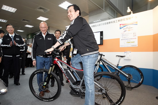 台北自行车展开幕 马英九赞产值全球第2|马英九