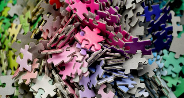 没有图片细节能够帮助确定拼板的位置，只能依赖于对颜色的直觉(网页截图)