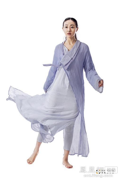 乌镇戏剧节归来 话剧《跳墙》打造诗意剧场