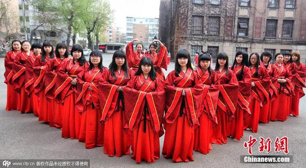 沈阳一女子中学举办汉服<em>成人</em>礼|沈阳|校园_凤凰