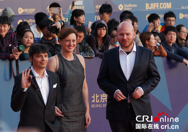 斯洛伐克电影《孩子》剧组 刘建峰摄　　