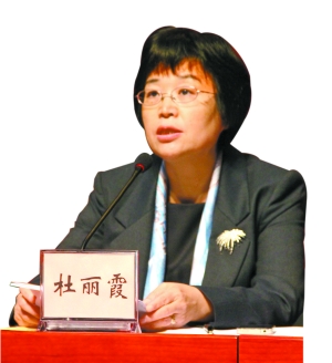 导报》专访市委常委,南沙区委书记丁红都和南沙区纪委书记杜丽霞近日