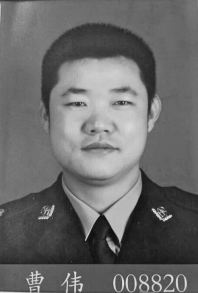 郑州交警被醉驾司机撞死 今天举行告别仪式|肇