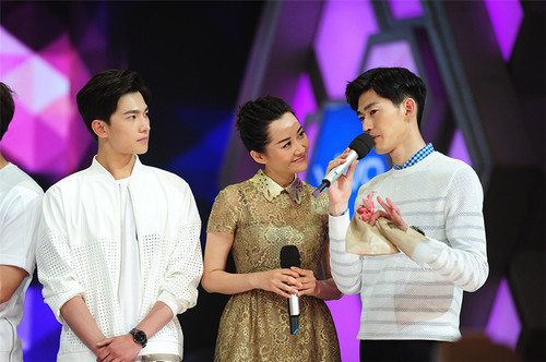 快本美男专场颜值爆表 池昌旭张翰杨洋青春来