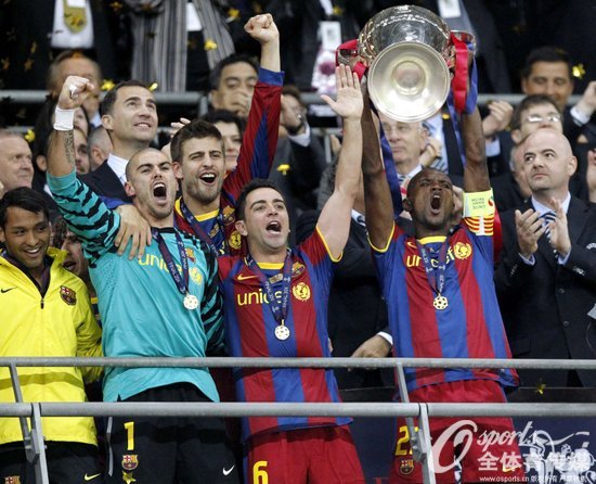 2011年,巴萨在欧冠决赛中击败曼联,夺得冠军