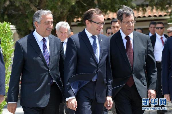 塞浦路斯希土两族领导人同意解决实质问题(高